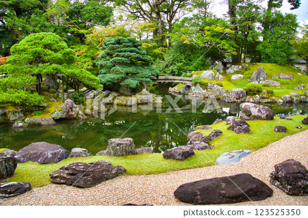 Daigoji Temple Garden with Pond, Kyoto 123525350