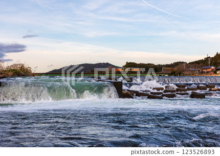 Mori, Mori-cho, Shuchi-gun, Shizuoka Prefecture Tenryu Hamanako Railway and scenery along the line 123526893
