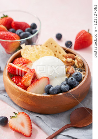 Greek yogurt and fruit breakfast bowl Greek yogurt and fruit breakfast bowl 123527063