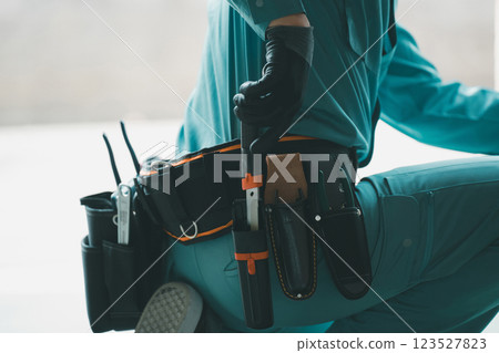 電工的腰部裝備 123527823