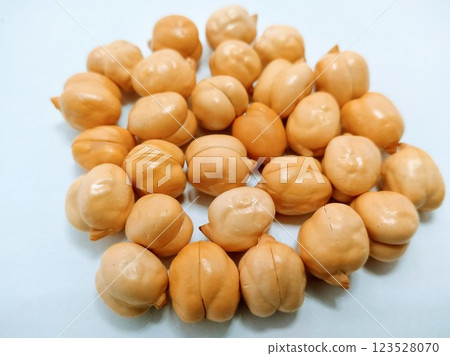 A picture of chickpeas isolated on white background A picture of chickpeas isolated on white background 123528070