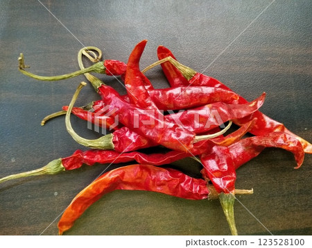 Dry red chillies with selective focus Dry red chillies with selective focus 123528100