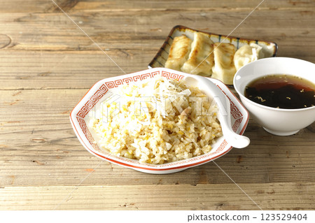 Fried rice and dumplings set Fried rice and dumplings set 123529404