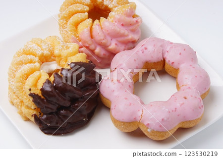 Delicious donuts 123530219