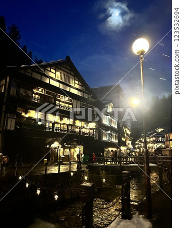 Ginzan Onsen 123532694