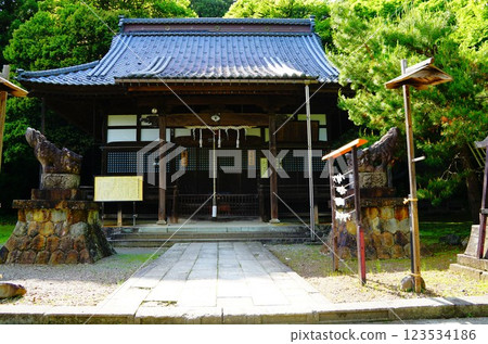 Ono Castle Yanagi Shrine 123534186