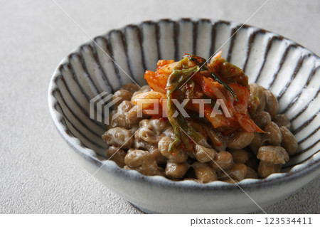 Natto kimchi 123534411