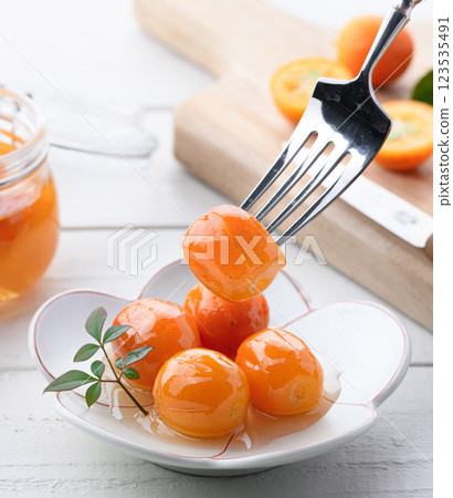 Miyazaki Prefecture kumquat candied (white background) 123535491