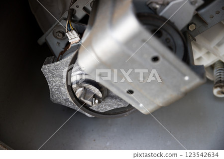 Vertical washing machine: Check for abnormal noises Vertical washing machine: Check for abnormal noises 123542634