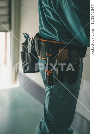 Electrical worker Electrical worker 123542847