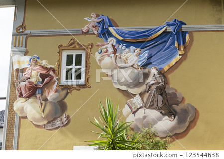 Traditional house painting in Mittenwald, Bavaria, Germany Traditional house painting in Mittenwald, Bavaria, Germany 123544638