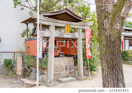 京都市伏見區東柳町的東光山長見寺(京都唯一的辯才天神)福富稻荷神社 京都市伏見區東柳町的東光山長見寺(京都唯一的辯才天神)福富稻荷神社 123545451