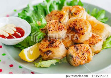 金太郎雞 用雞胸肉和豆腐製成 123545684