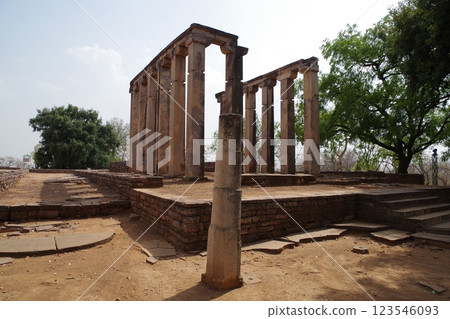 印度:世界遺產:桑奇佛教古蹟 印度:世界遺產:桑奇佛教古蹟 123546093