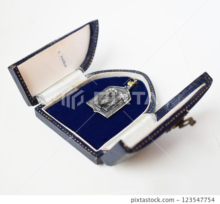 Unique necklace for women on a white background, promotional photo for an online vintage and handmade jewelry store 123547754