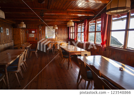 Bettelwurf hut at Karwendel mountains on Karwendel Hohenweg in Austria 123548866