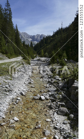 Karwendel mountains on Karwendel Hohenweg, Austria Karwendel mountains on Karwendel Hohenweg, Austria 123555552
