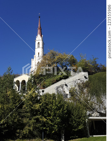 Pilgrimage church Maria Locherboden in Motz, Tyrol, Austria 123555986