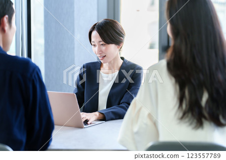 輔導員面試諮詢 123557789