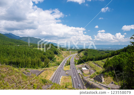 Summer Expressway (Shin-Meishin Expressway, Komono IC to Suzuka PA Smart IC, Yokkaichi Tunnel North Side) 123558079