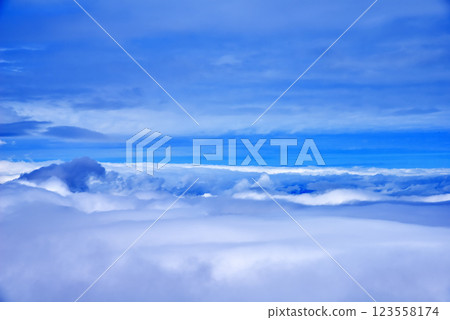 志賀高原雲海 志賀高原雲海 123558174
