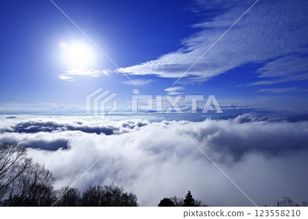 志賀高原雲海 志賀高原雲海 123558210