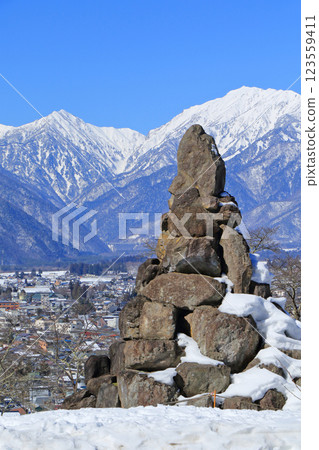 The Northern Alps in winter as seen from Omachi Mountain Museum The Northern Alps in winter as seen from Omachi Mountain Museum 123559411
