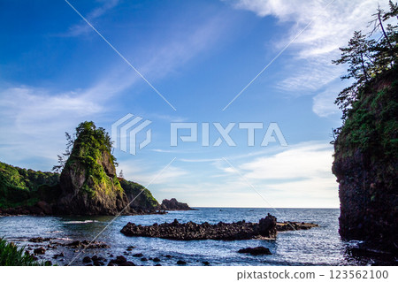 石川:能登的壯麗景色、能登金剛、關門,2010年7月 石川:能登的壯麗景色、能登金剛、關門,2010年7月 123562100