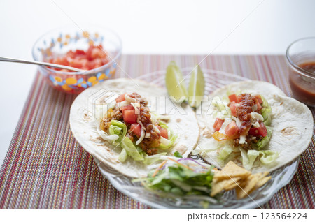 Mexican food classic tacos 123564224