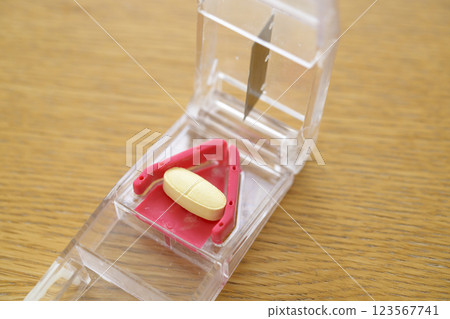 藥丸切割器 123567741