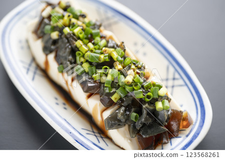 中餐經典世紀蛋豆腐 中餐經典世紀蛋豆腐 123568261