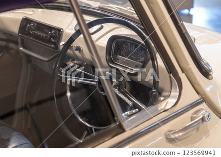 Subaru 360 driver's seat 123569941