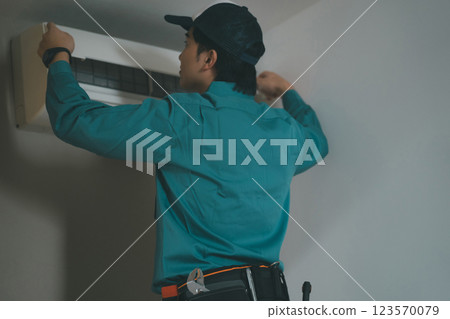 Electrician Air Conditioner Repair Electrician Air Conditioner Repair 123570079