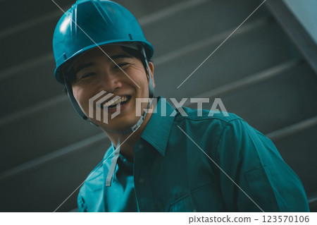 Electrical worker  123570106