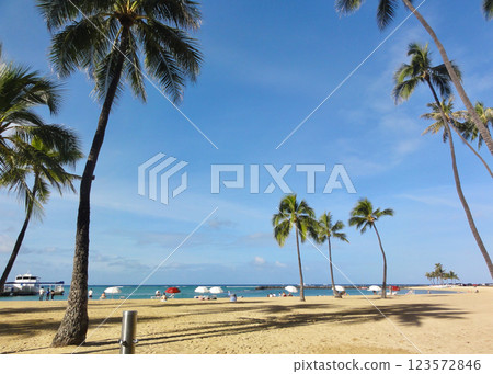 威基基海灘的藍天 威基基海灘的藍天 123572846