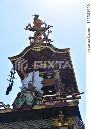 Takayama City, Gifu Prefecture - A full lineup of floats at the 2017 Takayama Festival - First spring and autumn festival float competition in 55 years - The doll floats of Sennindai 123583600