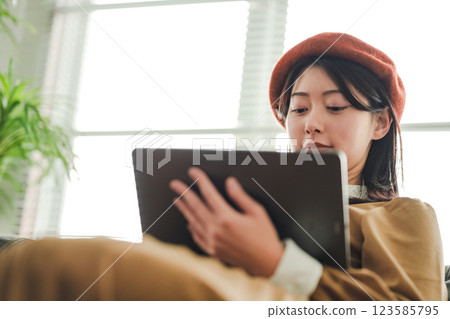 A creative woman 123585795
