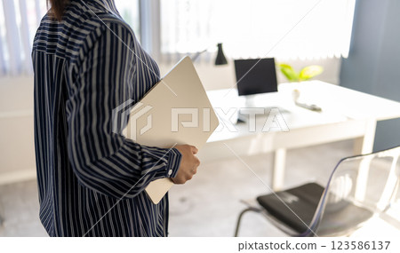 私人辦公室 123586137