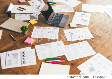 Document Document 123586160