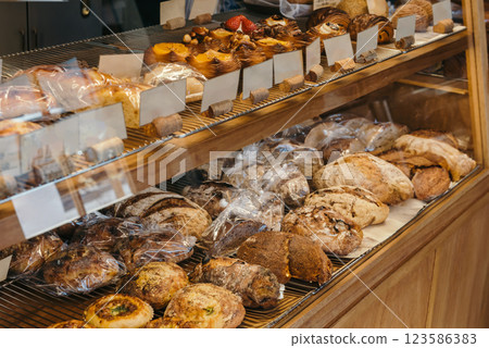 Bread on display, bakery shop, bakery 123586383