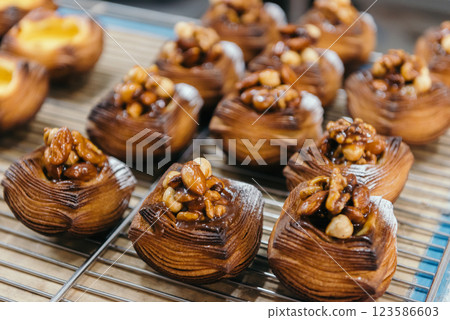 Danish pastries on display, bakery shop, bakery 123586603