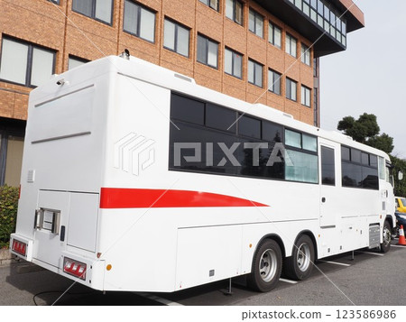 流動捐血車 123586986