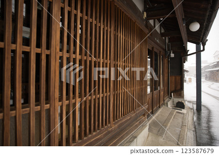 Gifu City: Snow-covered old townscape of Kawaramachi 17 Gifu City: Snow-covered old townscape of Kawaramachi 17 123587679