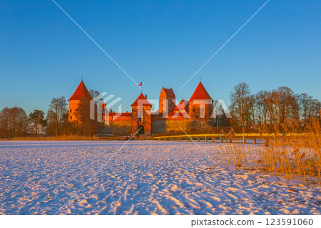 Trakai castle at winter, beautiful medieval castle in the evening light. Lithuania 123591060