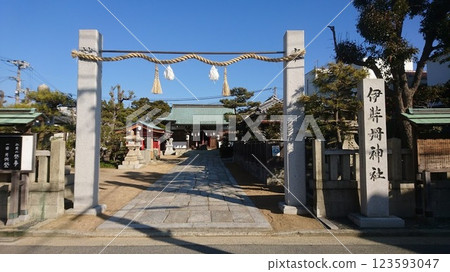Izanami Shrine, located in Akashi City, Hyogo Prefecture 123593047