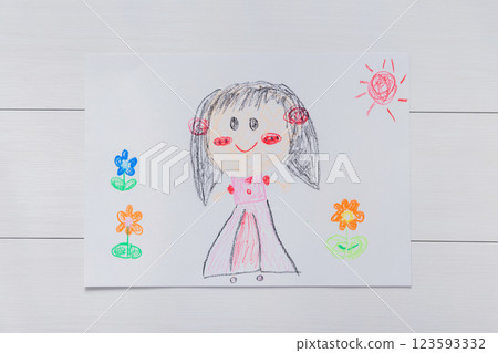 Child's picture Child's picture 123593332