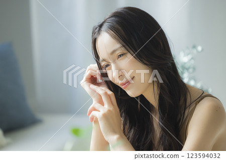 少婦，美人像』 123594032