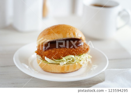 炸丸子麵包 炸丸子麵包 123594295