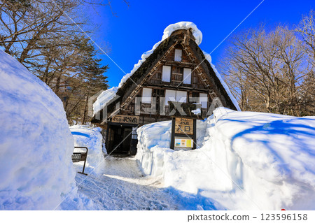 合掌式民宅接待樓 合掌式民宅接待樓 123596158