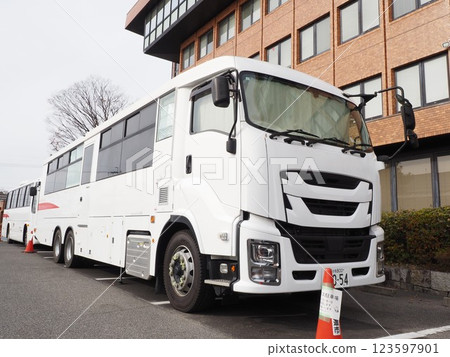 流動捐血車 123597901